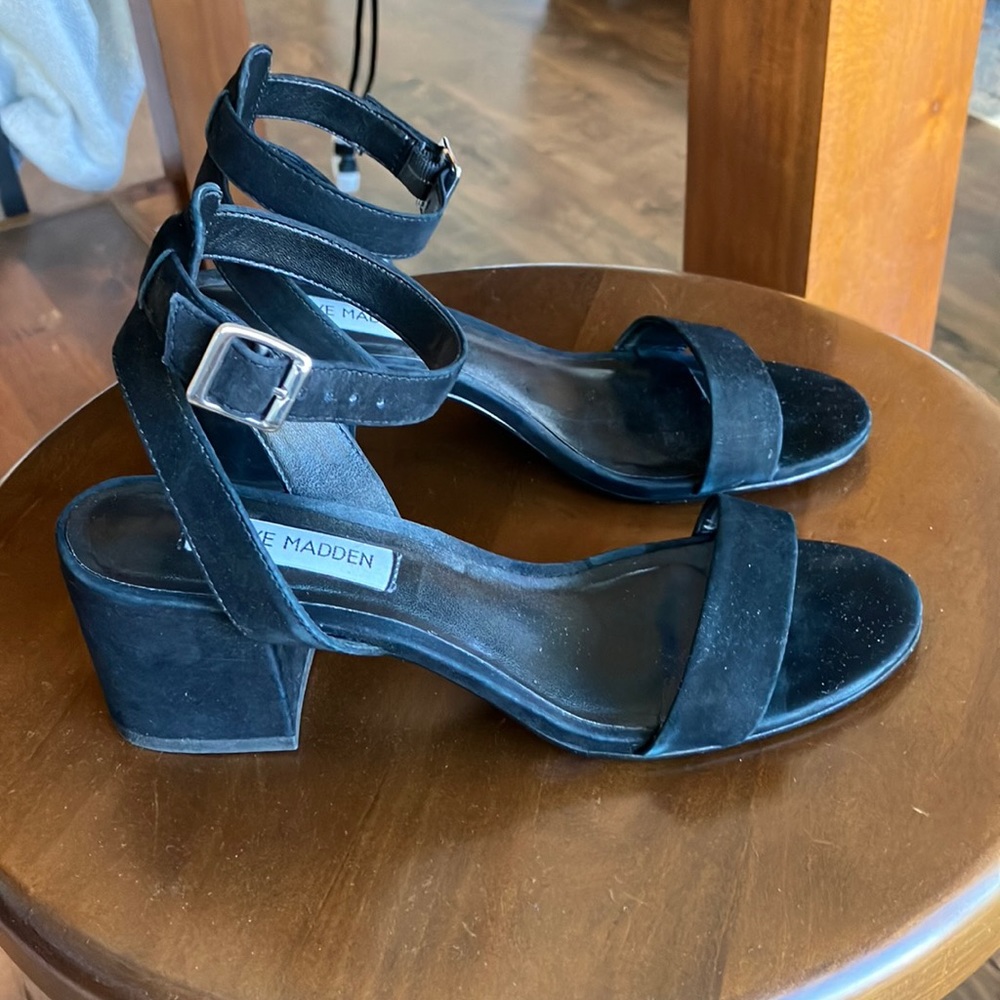 Steve Madden Involve Sandals